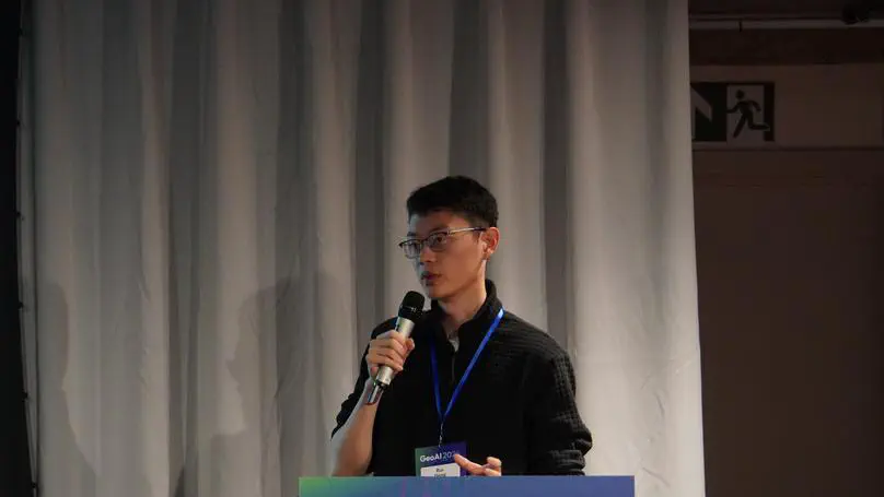 Mingshu’s Group Presents Latest Research at the First International GeoAI Conference